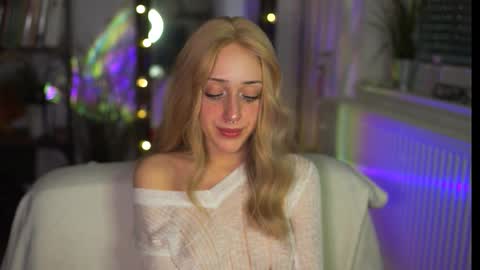 Nika online show from 03-08-26, 03:27