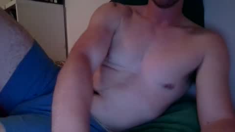 Snapshot of newu2022 chatting on 10-21-25, 11:38 newu2022 online show from 10-21-25, 11:38