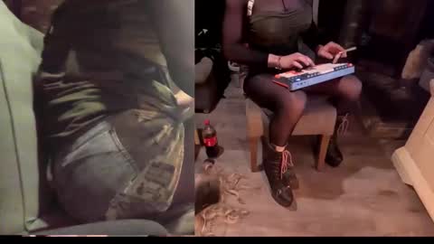 Snapshot of newwetcouple chatting on 01-19-26, 01:42 NylonHeelFreaks online show from 01-19-26, 01:42