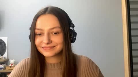 Agne online show from 10-24-25, 01:40