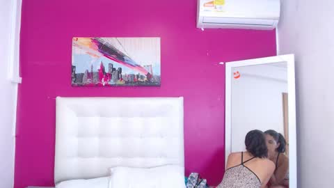 nextdoor_fantasy online show from 10-10-25, 03:38