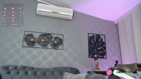 Snapshot of neytiri_moon chatting on 05-21-26, 12:01 Sandra online show from 05-21-26, 12:01