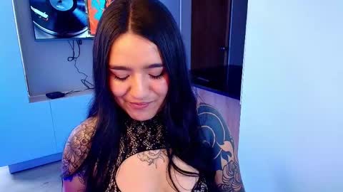 Valery Gonzales online show from 04-30-26, 05:52