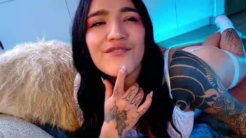 Valery Gonzales online show from 05-01-26, 05:39