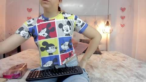 Milena online show from 04-01-26, 12:17