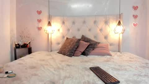 Milena online show from 04-23-26, 01:46