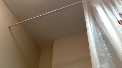 nguyen7788789 online show from 11-12-25, 07:09