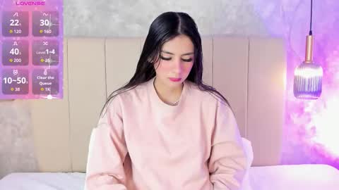 Nia online show from 12-04-25, 11:52