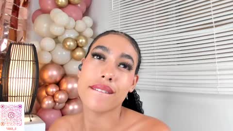 Snapshot of nia_bunny chatting on 02-10-25, 07:07 Nia online show from 02-10-25, 07:07