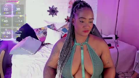 Nia online show from 04-26-26, 02:59