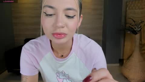 SQUIRTER DOLL    online show from 10-23-25, 08:07