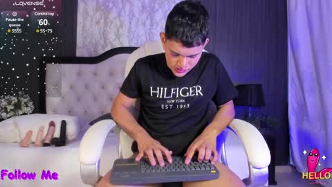 Snapshot of niall_falcon chatting on 02-01-25, 02:24 Niall online show from 02-01-25, 02:24