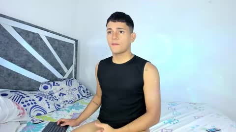 Snapshot of niall_falcon chatting on 02-27-25, 09:36 Niall online show from 02-27-25, 09:36