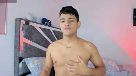 Snapshot of niall_falcon chatting on 11-16-25, 05:07 Niall online show from 11-16-25, 05:07