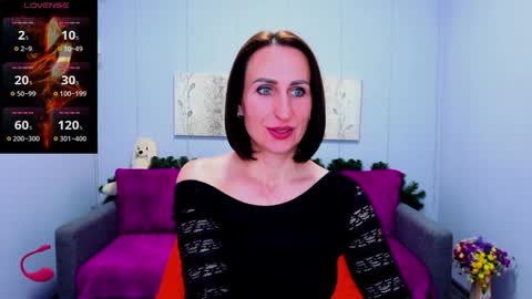 niasmithh online show from 12-17-24, 06:53