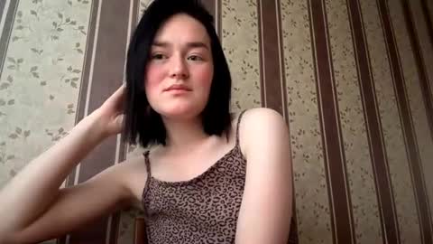 Alice  online show from 07-12-26, 05:04