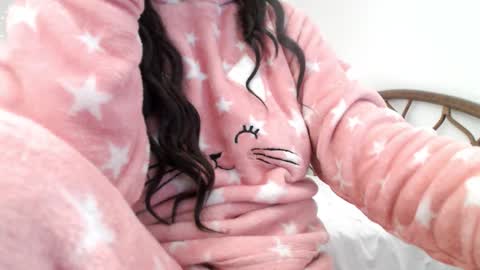 Sfora online show from 03-25-26, 03:07