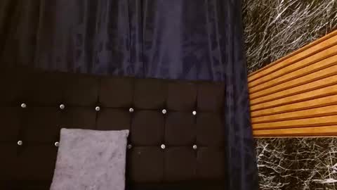 Michell  online show from 02-25-25, 02:47