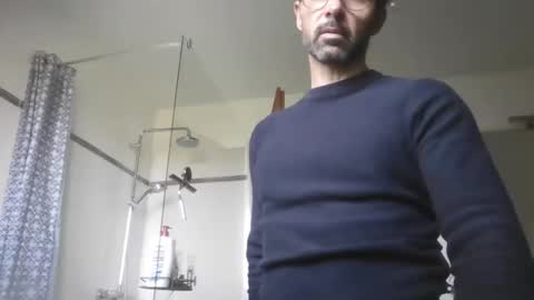 Snapshot of nicefrenchguy79 chatting on 11-05-25, 09:20 nicefrenchguy79 online show from 11-05-25, 09:20