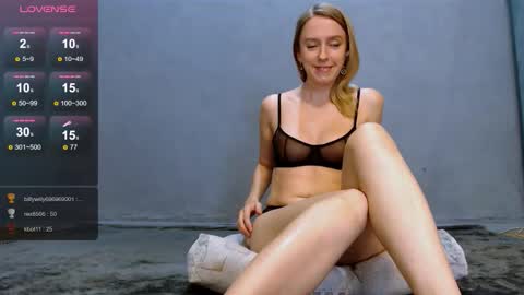 Snapshot of nicekat chatting on 09-14-25, 08:08 Kathrine online show from 09-14-25, 08:08