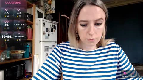 Snapshot of nicekat chatting on 10-04-25, 02:26 Kathrine online show from 10-04-25, 02:26