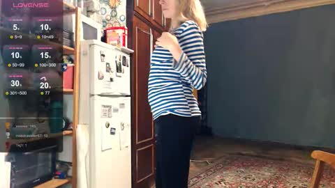 Snapshot of nicekat chatting on 10-23-25, 08:07 Kathrine online show from 10-23-25, 08:07