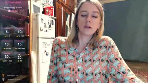 Snapshot of nicekat chatting on 10-26-25, 04:57 Kathrine online show from 10-26-25, 04:57