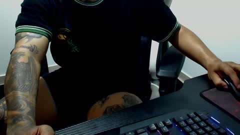 Camila And Steeven online show from 10-07-25, 01:14