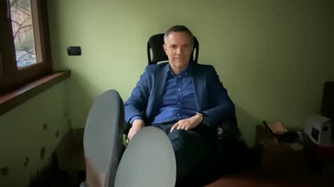 Andrew online show from 03-07-25, 04:55