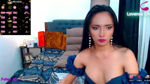 Olivia online show from 12-29-24, 07:17