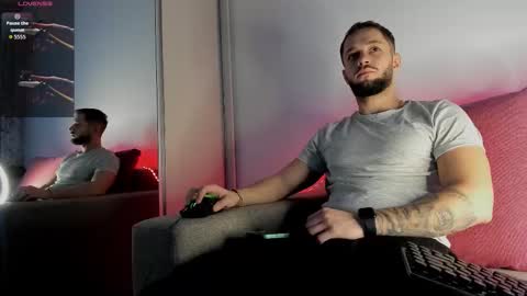 Snapshot of nicholassx chatting on 10-08-25, 05:05 Nicholassx online show from 10-08-25, 05:05