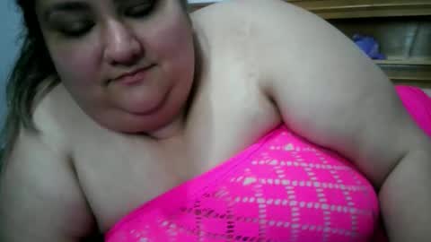 Nicholle online show from 04-25-26, 10:29