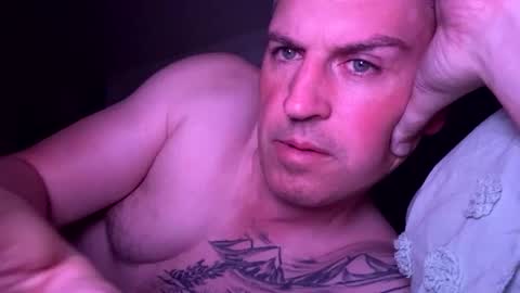 nick578320 online show from 11-19-25, 02:06