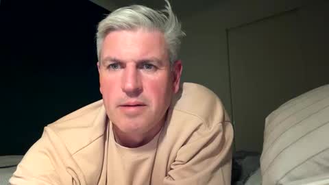 nick578320 online show from 04-22-26, 03:02