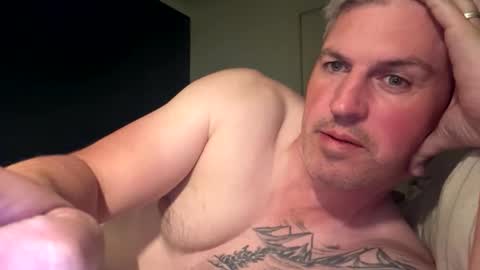 nick578320 online show from 04-28-26, 01:27