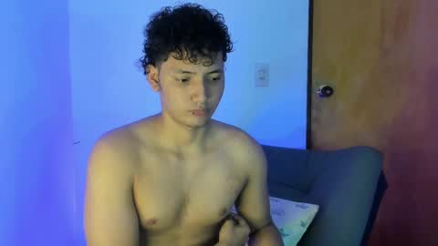 Snapshot of nick_1606 chatting on 03-11-25, 12:28 nick online show from 03-11-25, 12:28