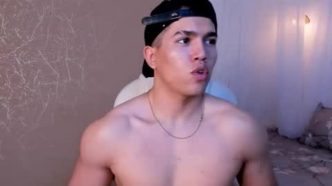 nick fenix online show from 11-11-25, 04:01