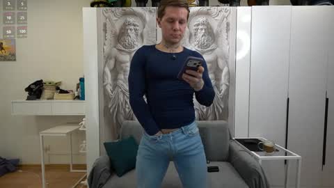 Snapshot of nick_howlenxx chatting on 05-07-26, 04:45 nick_howlenxx online show from 05-07-26, 04:45