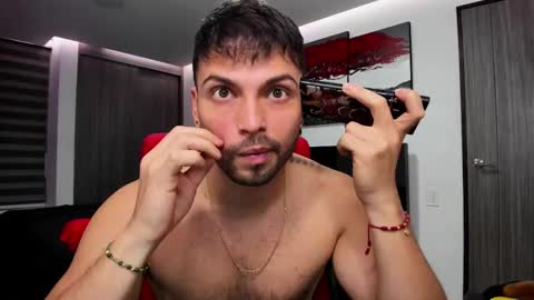 Nick Klaus online show from 02-19-25, 01:40