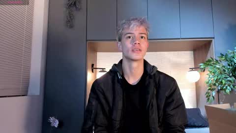 Nick  online show from 12-18-25, 12:00