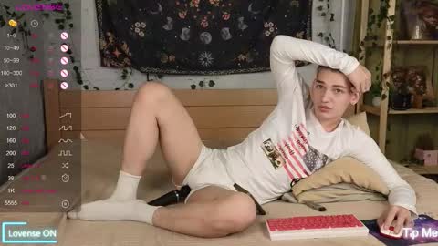 Nick online show from 10-04-25, 12:58