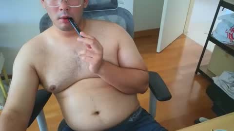 Snapshot of nickcage813 chatting on 10-15-25, 02:44 nickcage813 online show from 10-15-25, 02:44