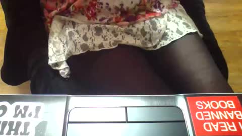 nickibabe1980 online show from 11-12-25, 06:08