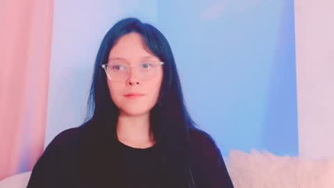 Snapshot of nickieyummy chatting on 07-28-26, 03:35 LOVE online show from 07-28-26, 03:35