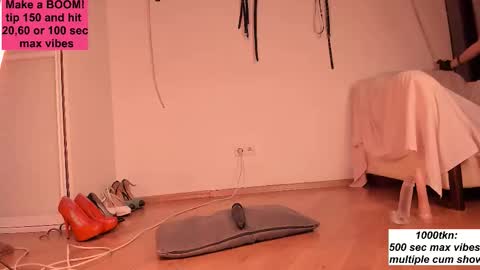 Karolina online show from 09-21-25, 11:12