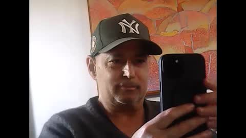 nickincali online show from 12-16-24, 07:10