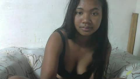 Snapshot of nickiqqyuu chatting on 06-15-26, 12:24 nickiqqyuu online show from 06-15-26, 12:24