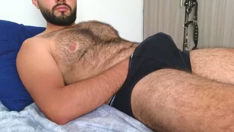 Nicolas              online show from 02-01-25, 08:05