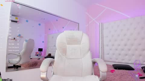 nickky online show from 12-20-24, 04:46