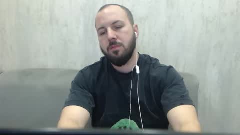 Snapshot of nickolas22 chatting on 12-03-25, 12:07 Julian online show from 12-03-25, 12:07